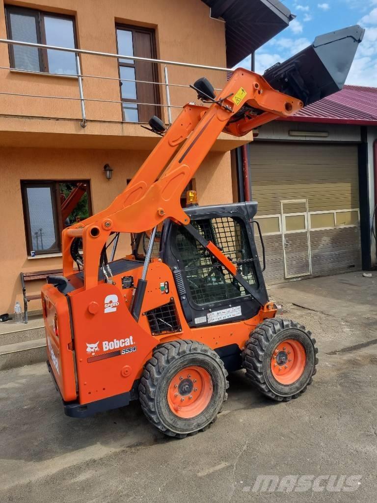 Bobcat S530 スキッドステアローダー