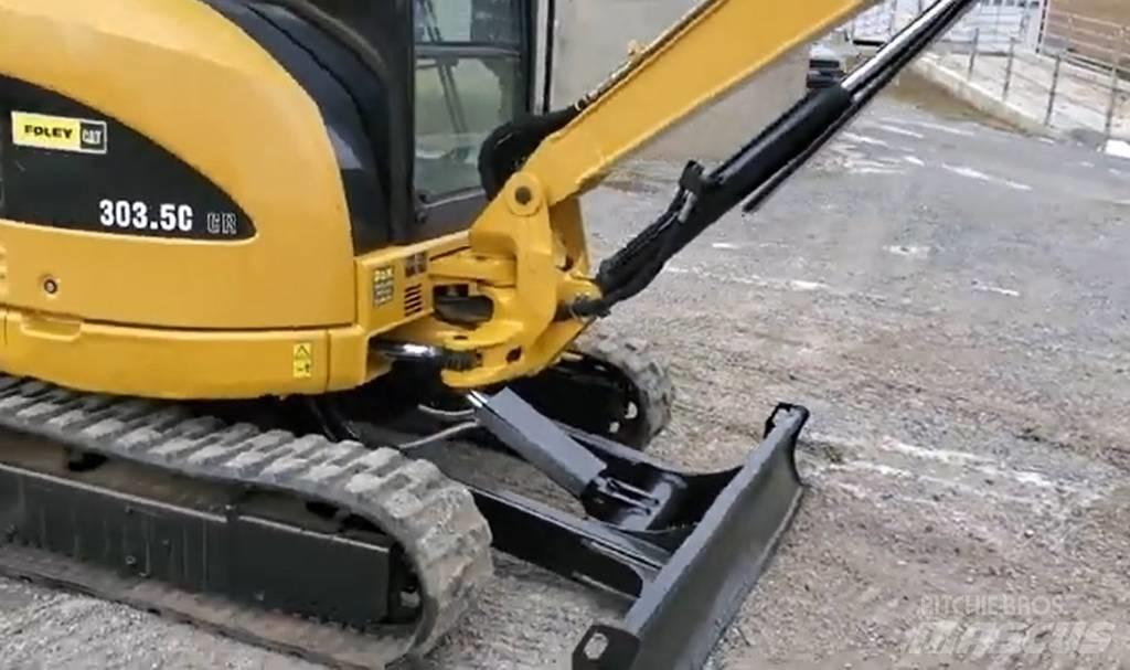 CAT 303.5 C CR ミニ油圧ショベル 7t以下（ミニユンボ・ミニディガー）