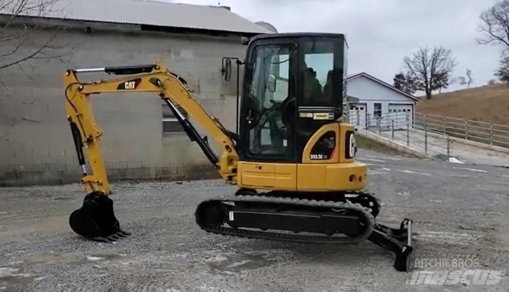 CAT 303.5 C CR ミニ油圧ショベル 7t以下（ミニユンボ・ミニディガー）