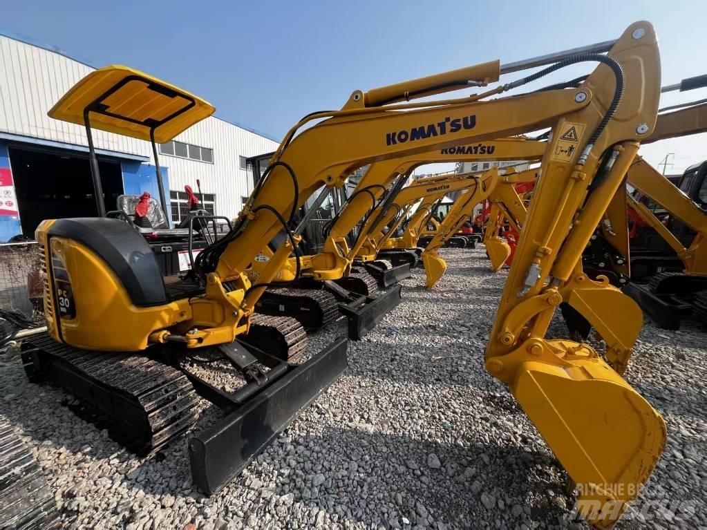 Komatsu PC 30 MR-3 ミニ油圧ショベル 7t以下（ミニユンボ・ミニディガー）