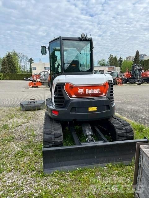 Bobcat E 55 z ミニ油圧ショベル 7t以下（ミニユンボ・ミニディガー）