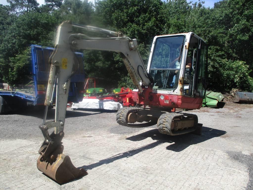 Takeuchi TB 228 ミニ油圧ショベル 7t以下（ミニユンボ・ミニディガー）