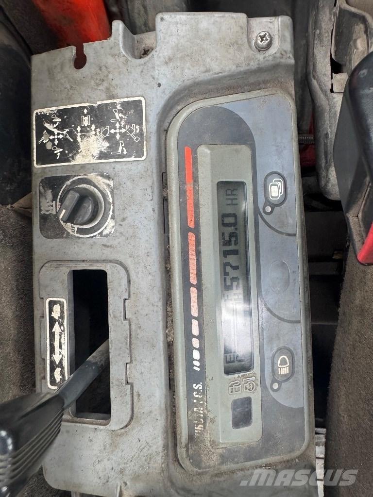 Kubota KX 71-3 ミニ油圧ショベル 7t以下（ミニユンボ・ミニディガー）