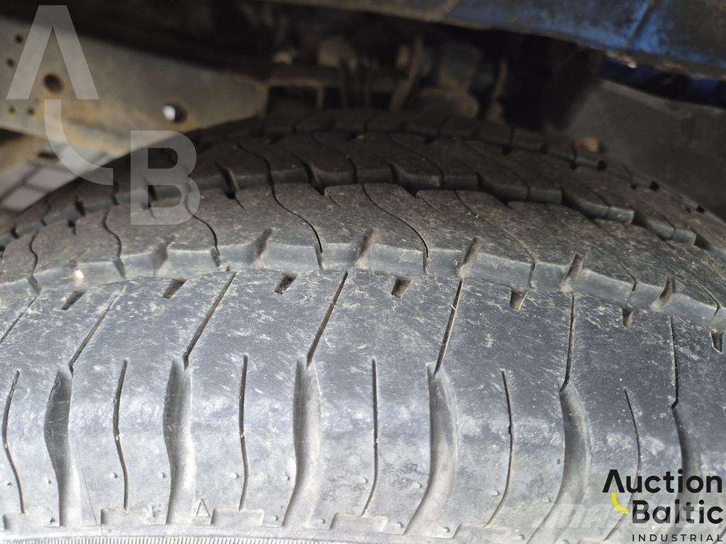 Iveco 35S17 ボックストラック