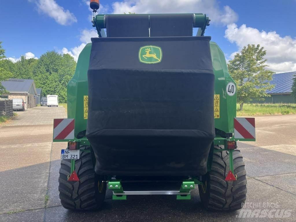 John Deere V461R ラウンドベーラー