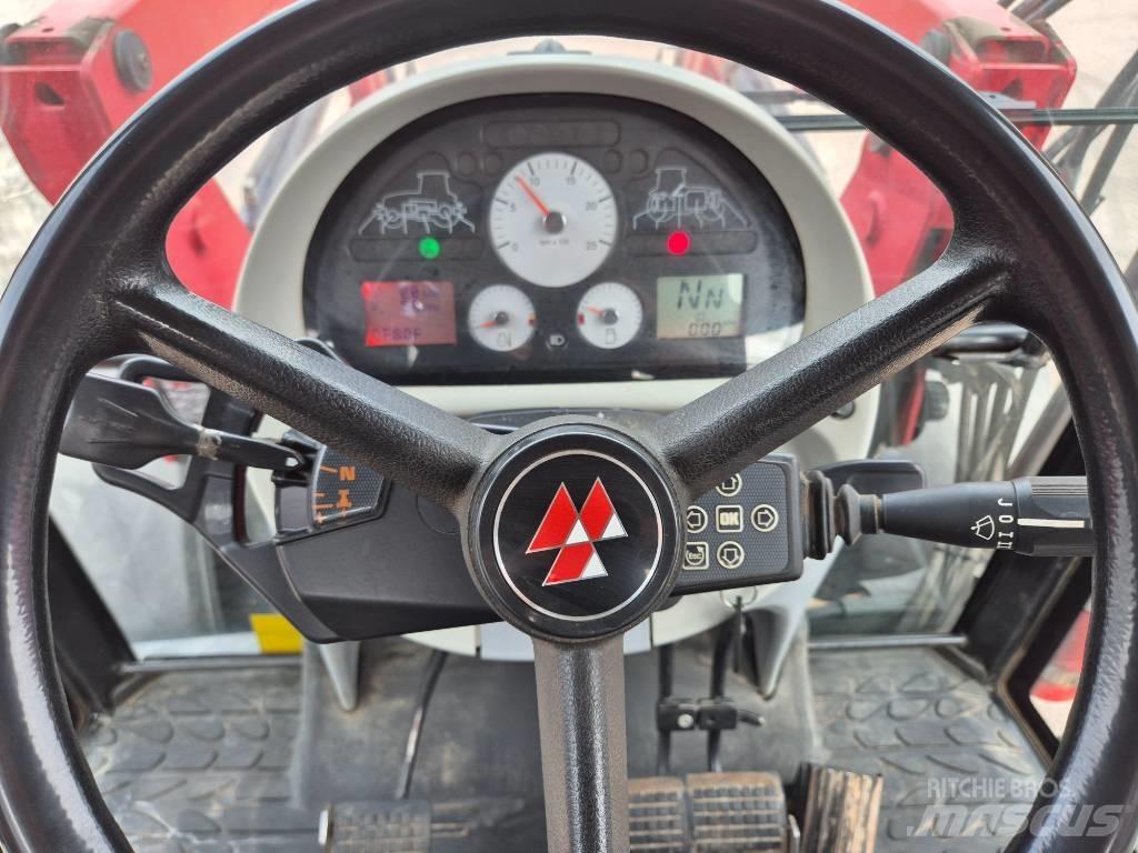 Massey Ferguson 6455 トラクター