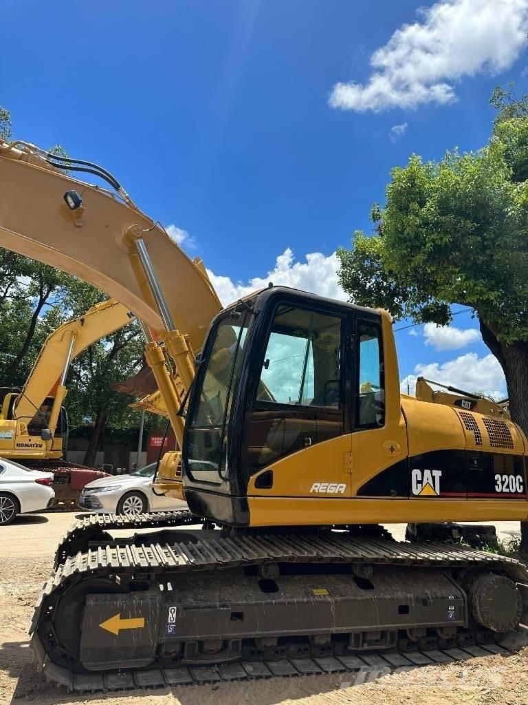 CAT 320C 中型油圧ショベル 7ｔ-12ｔ（ユンボ・パワーショベル・バックホー）