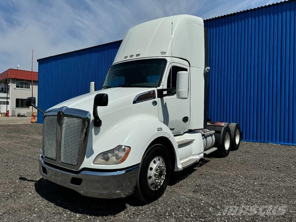 Kenworth T 680 中古トラクターヘッド | トレーラーヘッド