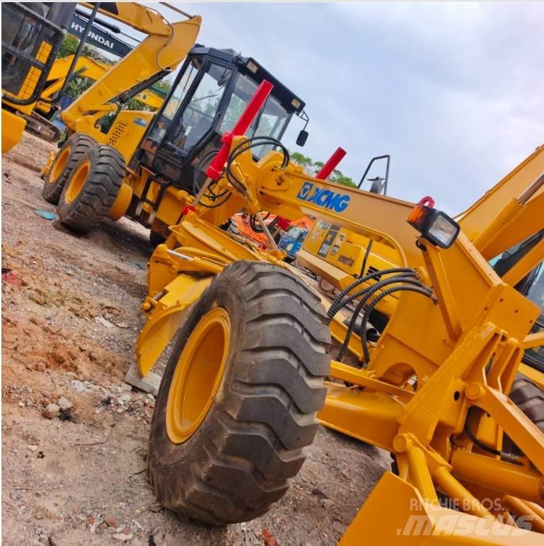 XCMG GR 215 モーターグレーダー