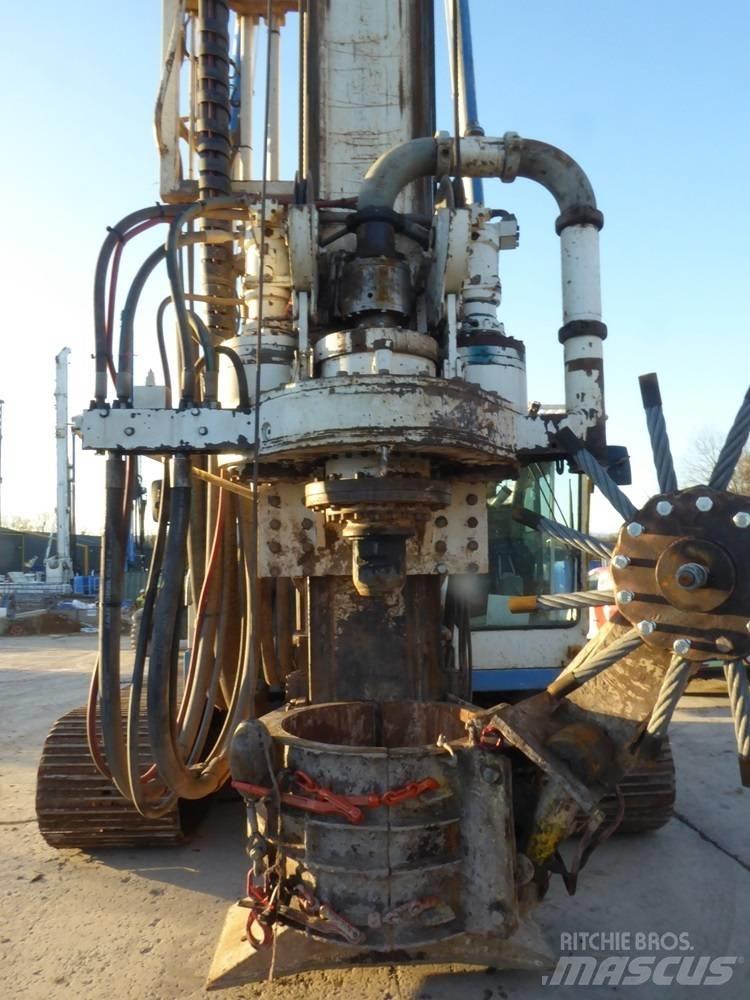  Woltman 45 DR 杭打ち機