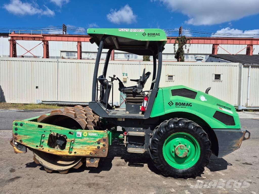 Bomag BW 145 P D H-5 コンバインドローラ