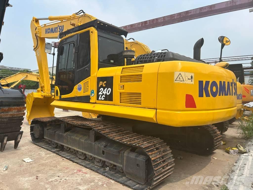 Komatsu PC 240 大型油圧ショベル12t以上（パワーショベル・ユンボ）