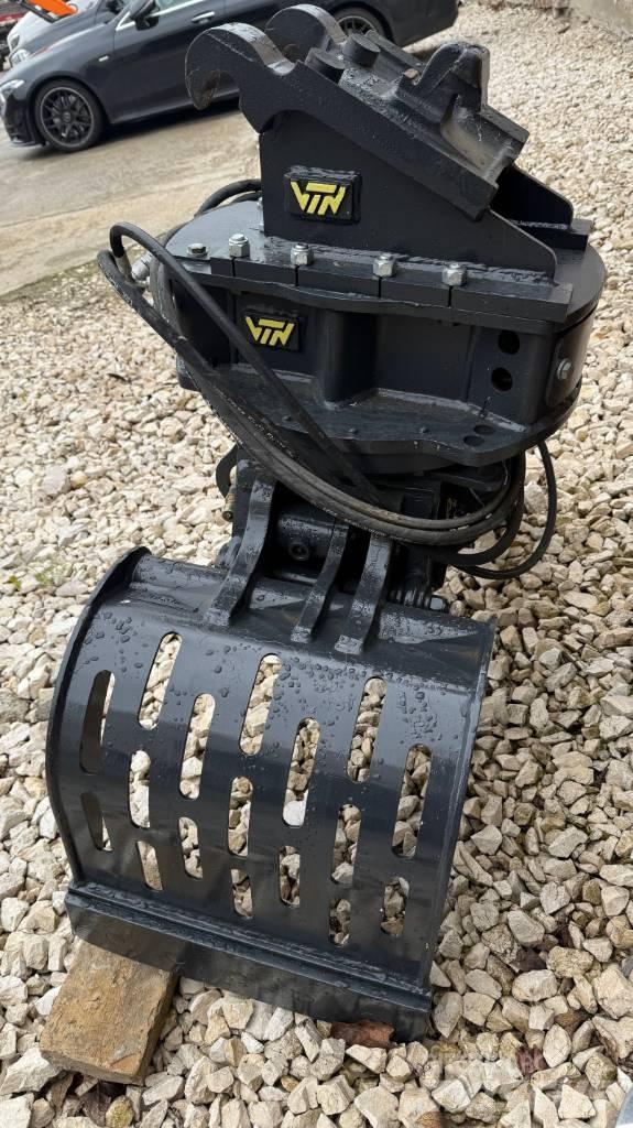 Develon DX 57 W-7 ホイール式油圧ショベル（パワーショベル・ユンボ・バックホー）