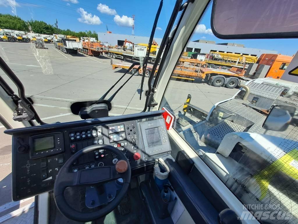 Terex Demag AC40/2L オールテレーンクレーン