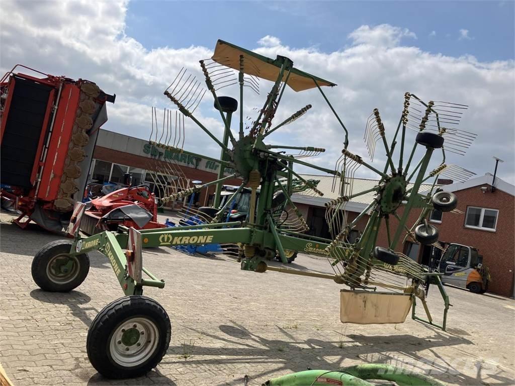 Krone SWADRO 810 ウィンドローア/レーキ