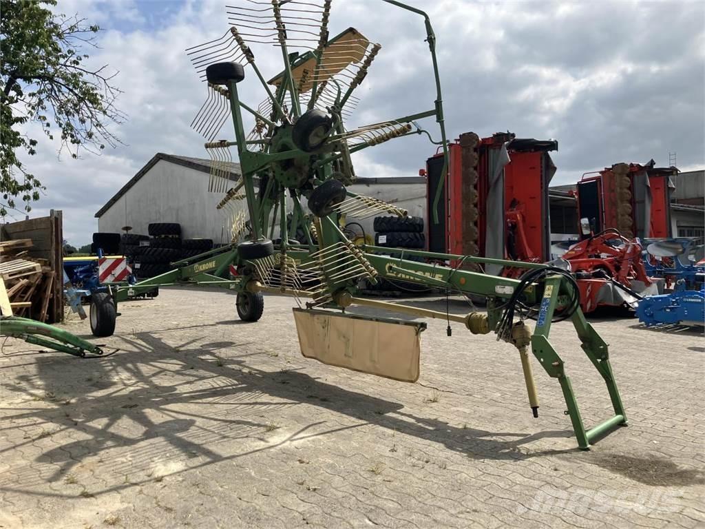 Krone SWADRO 810 ウィンドローア/レーキ