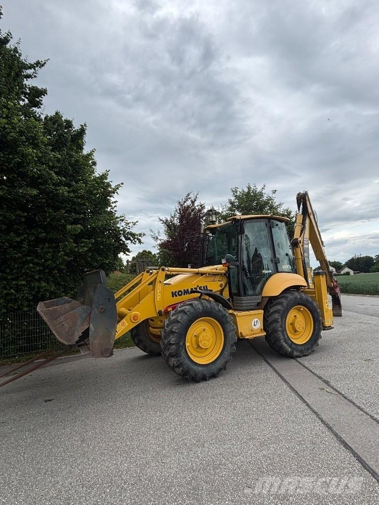 Komatsu WB 97 S バックホーローダー