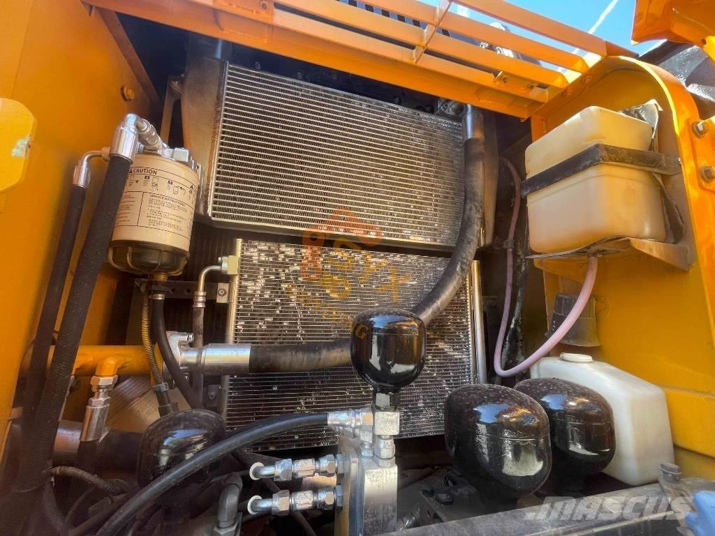 Hyundai 210W-9 ホイール式油圧ショベル（パワーショベル・ユンボ・バックホー）