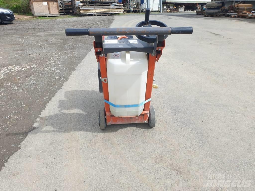 Husqvarna FS 400 LV 建設機械 -　その他