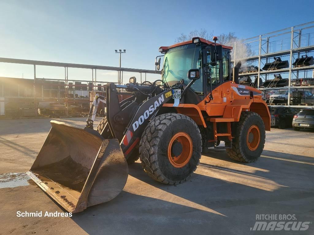 Doosan DL 200-5 ホイールローダー・タイヤショベル