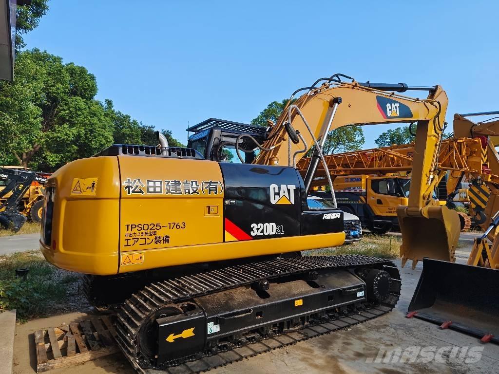 CAT 320 D2 L 大型油圧ショベル12t以上（パワーショベル・ユンボ）