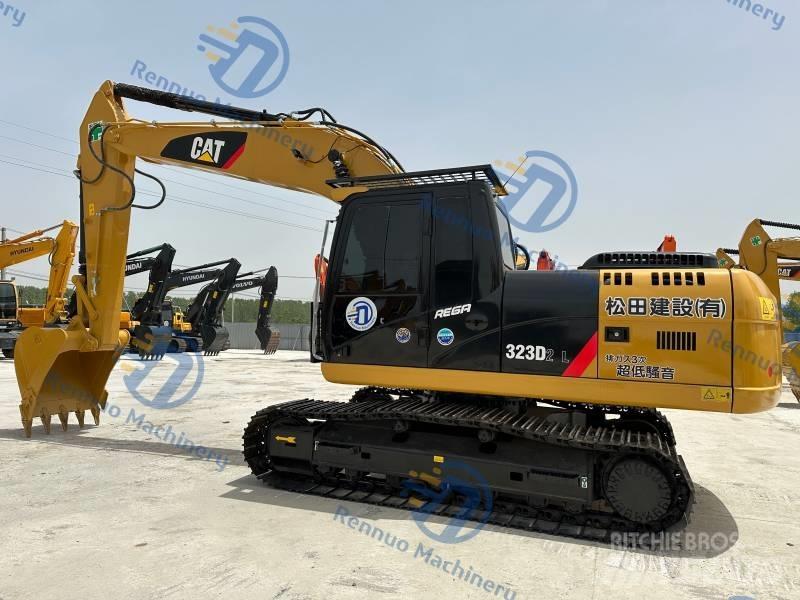 CAT CAT323D2L 大型油圧ショベル12t以上（パワーショベル・ユンボ）