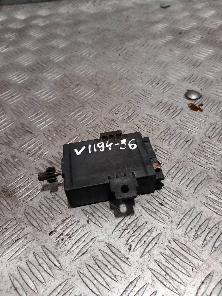 Volvo FH 12  3090297 電子機器