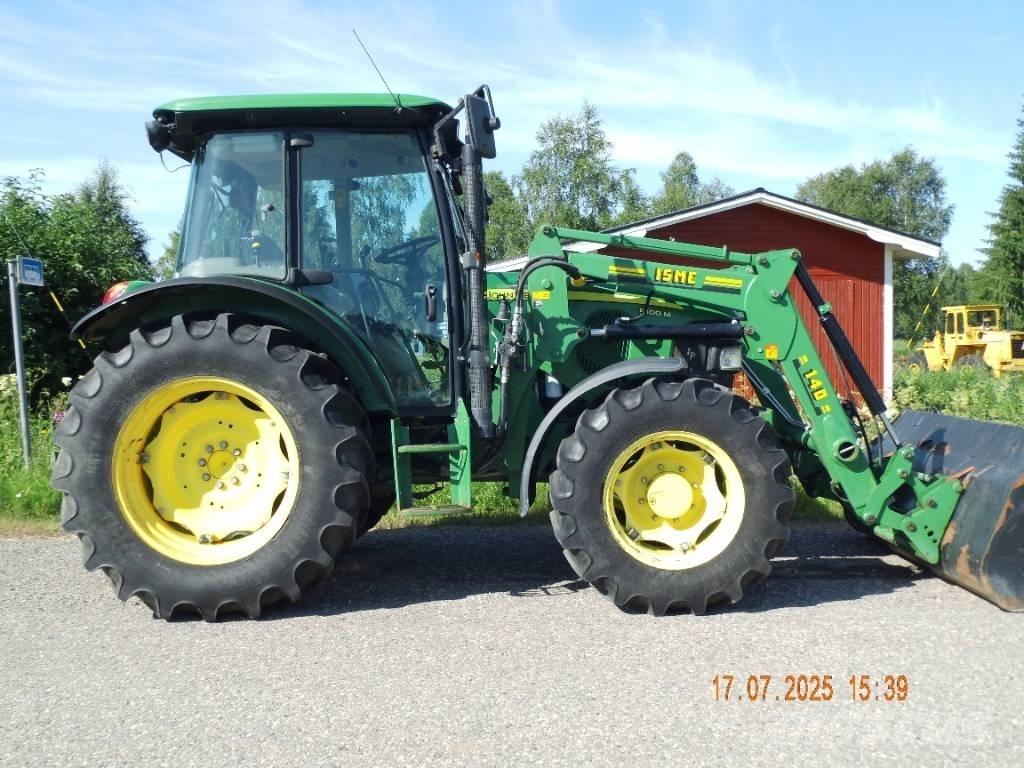 John Deere 5100 M トラクター