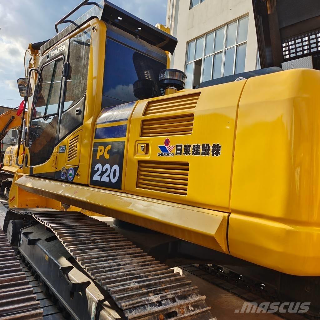 Komatsu PC 220-7 大型油圧ショベル12t以上（パワーショベル・ユンボ）