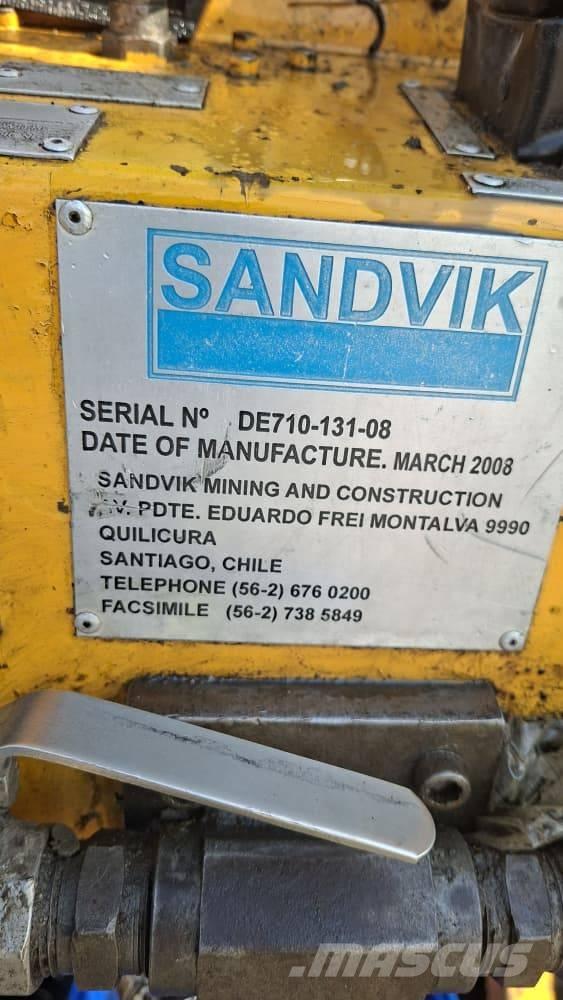 Sandvik DE710 サーフェイスドリルリグ