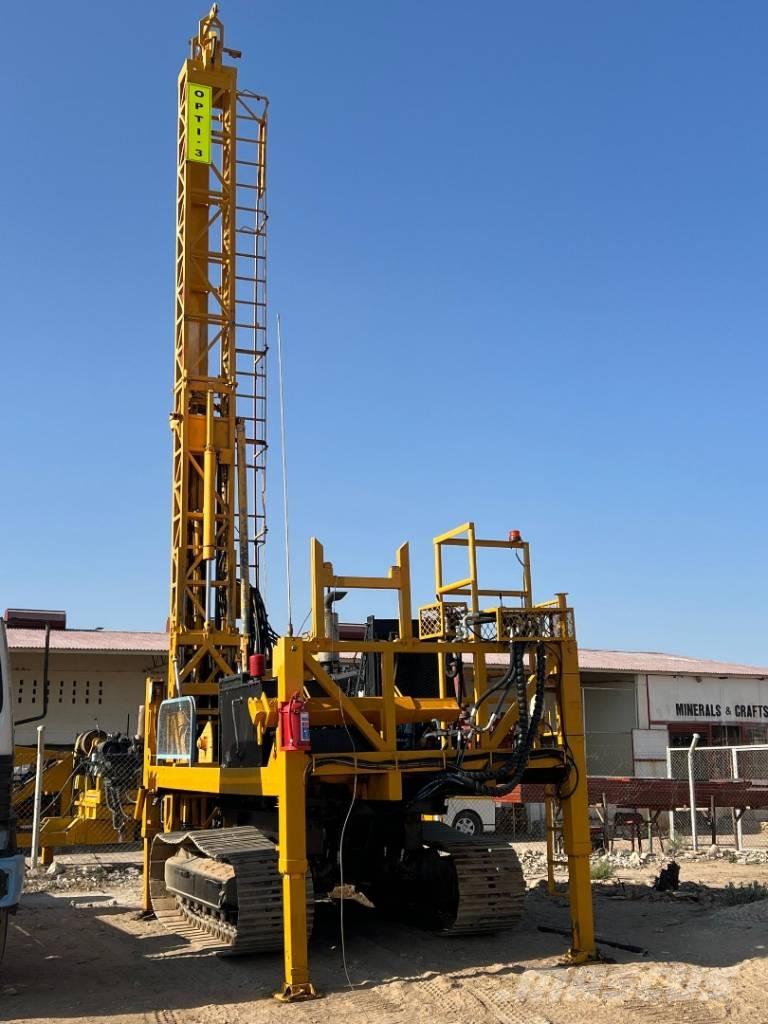 Sandvik DE710 サーフェイスドリルリグ