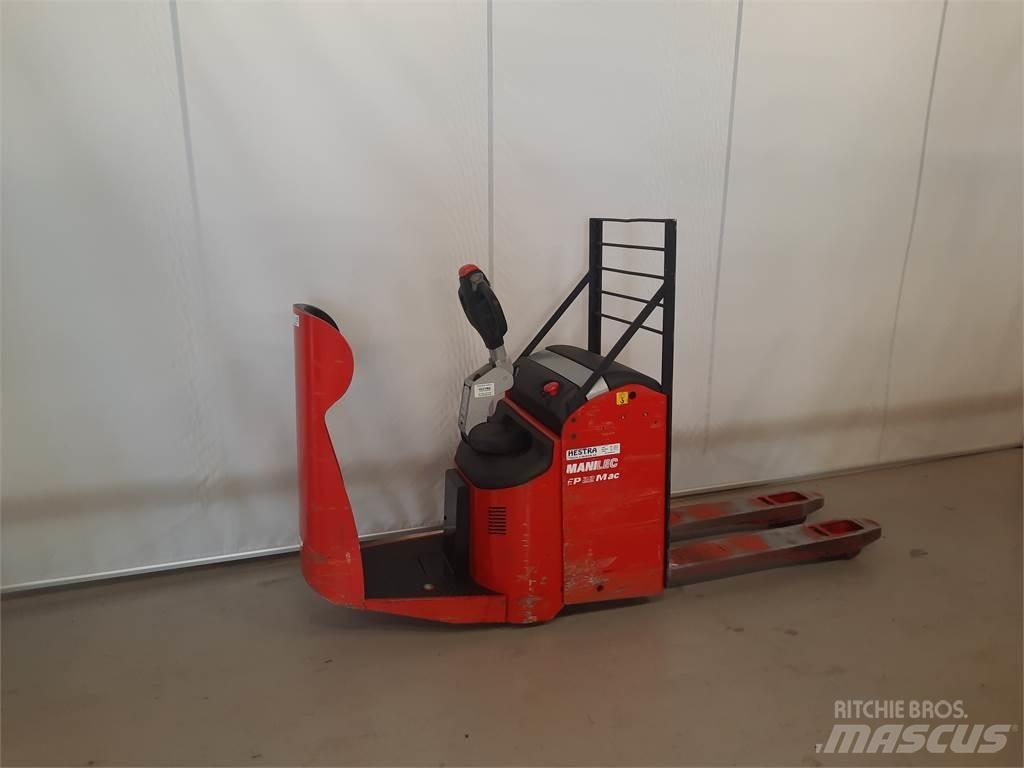 Manitou EP22M PFF ローリフトとプラットフォーム
