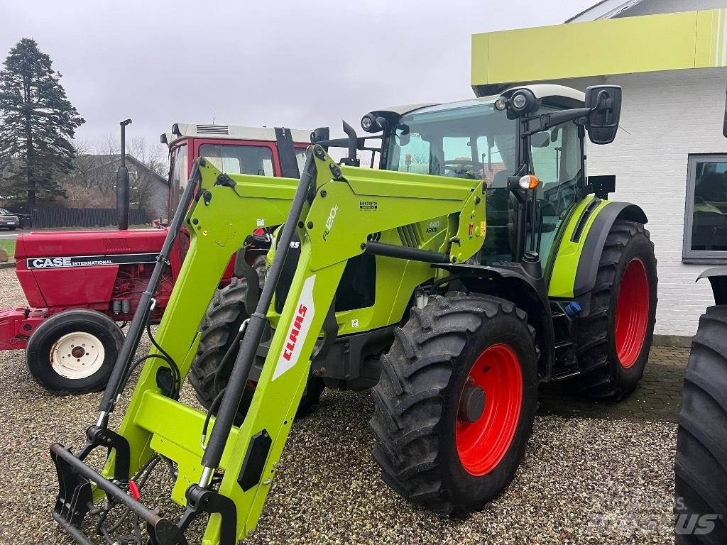 CLAAS Arion 440 CIS トラクター