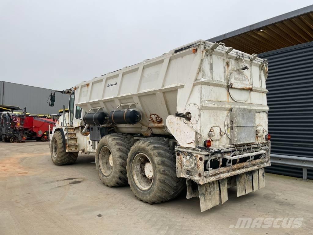 Rabaud A 307 砂と塩撒き専用車