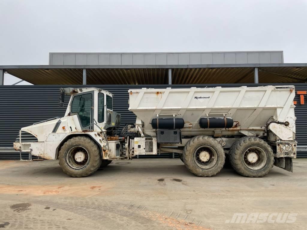 Rabaud A 307 砂と塩撒き専用車