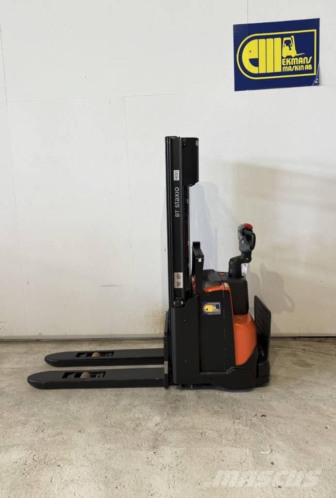 BT truck SWE 140L ウォーキンフォークリフト
