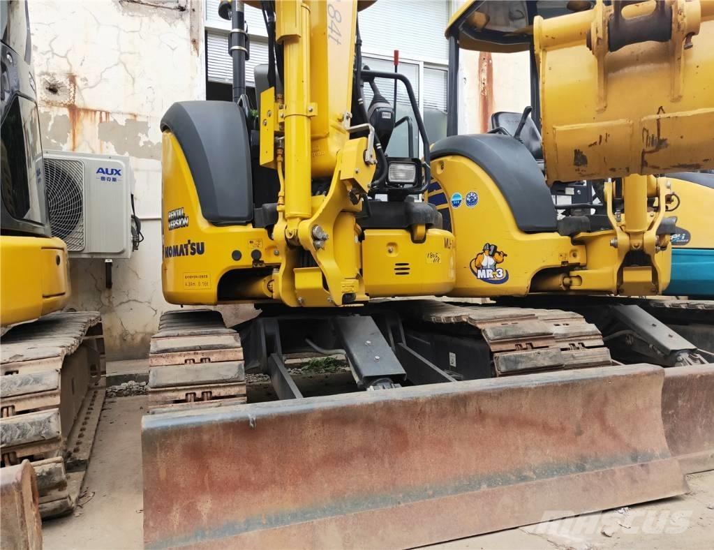Komatsu PC30MR-5 ミニ油圧ショベル 7t以下（ミニユンボ・ミニディガー）