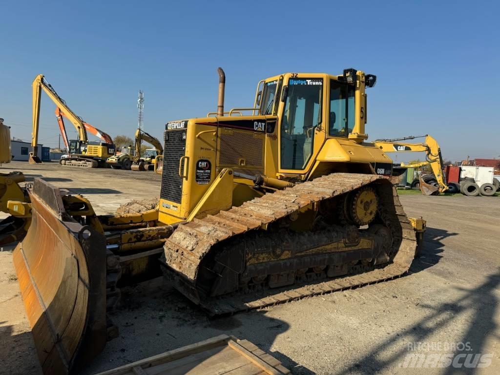 CAT D 6 N LGP ブルドーザー