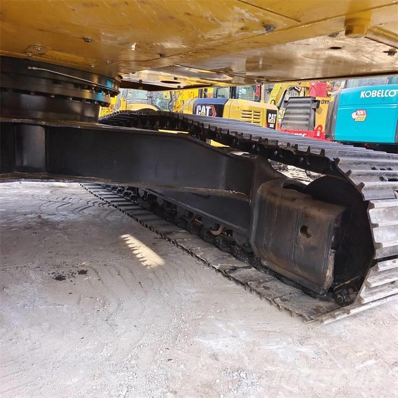 Komatsu PC 220-8 大型油圧ショベル12t以上（パワーショベル・ユンボ）