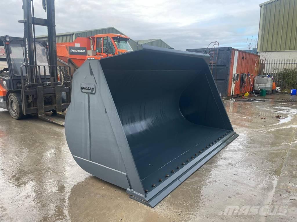 Doosan DL550 bucket バケット
