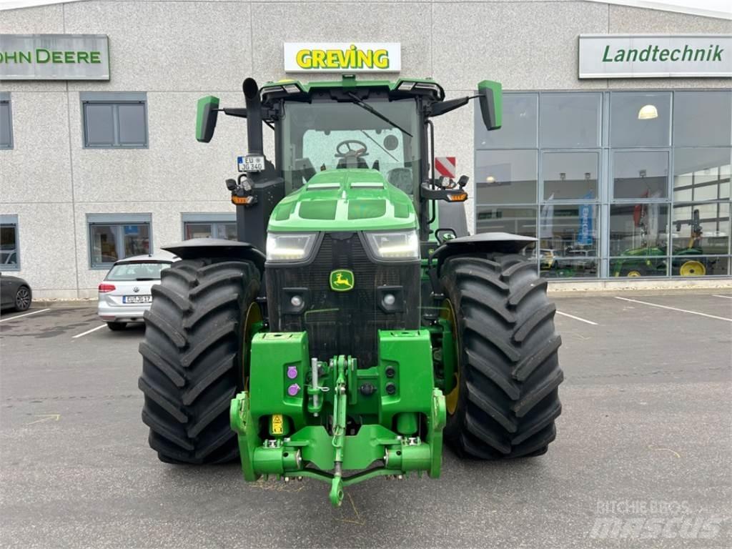 John Deere 8R340 トラクター