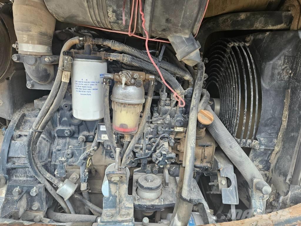Hyundai Robex 55-9 A ミニ油圧ショベル 7t以下（ミニユンボ・ミニディガー）