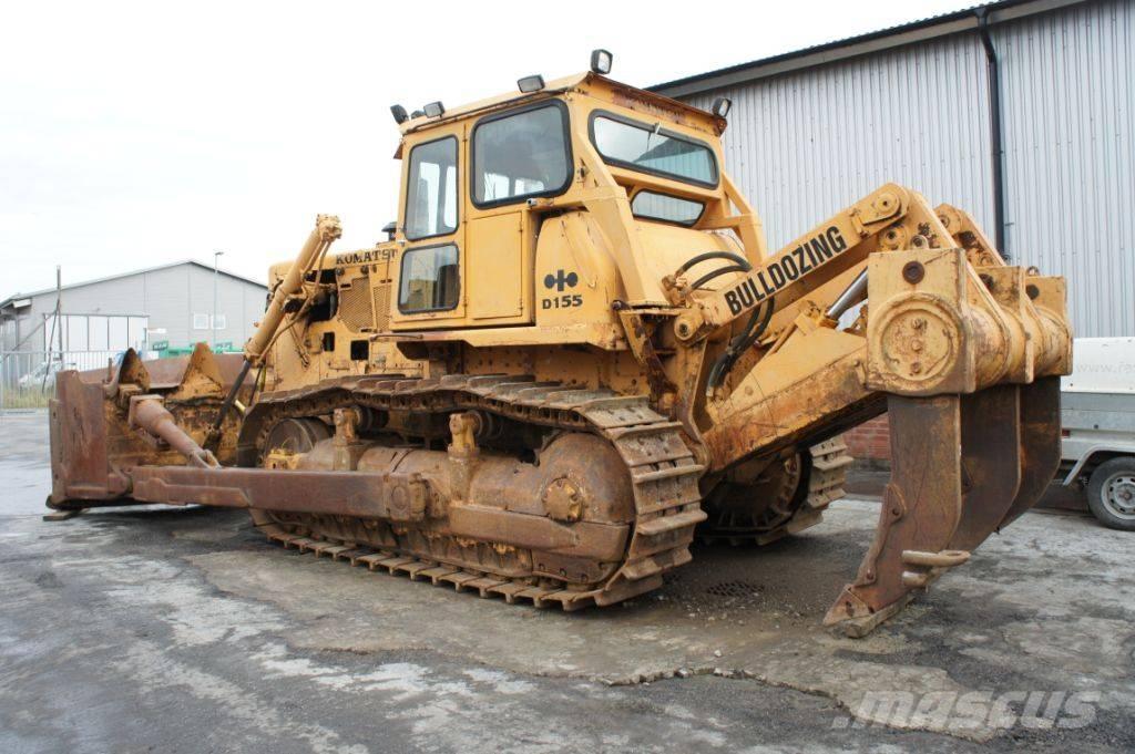 Komatsu D 155 A-1 ブルドーザー