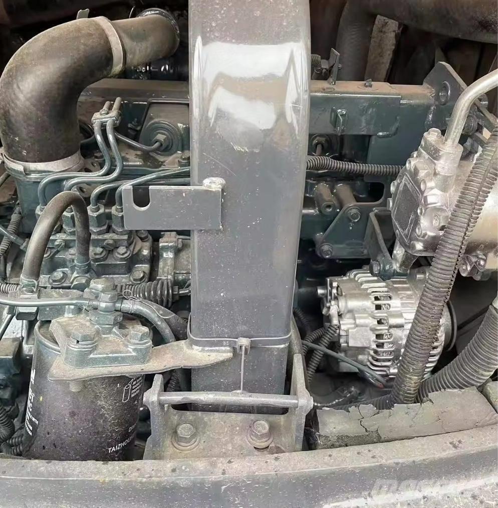 Kubota KX 185-3 中型油圧ショベル 7ｔ-12ｔ（ユンボ・パワーショベル・バックホー）