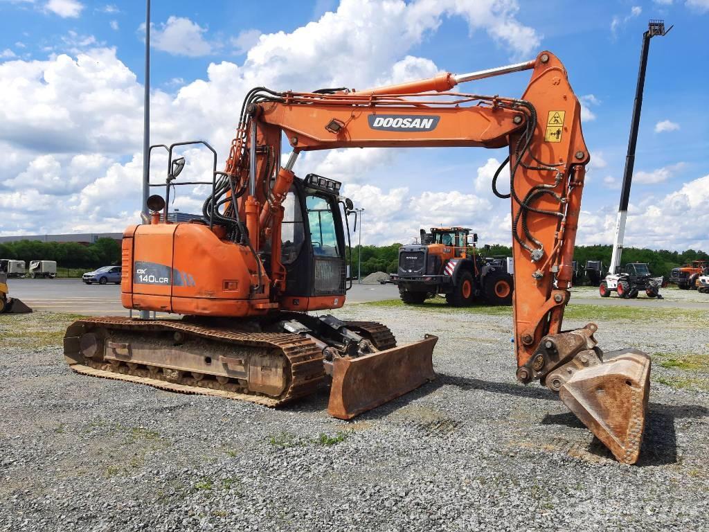 Doosan DX 140 LCR-3 大型油圧ショベル12t以上（パワーショベル・ユンボ）