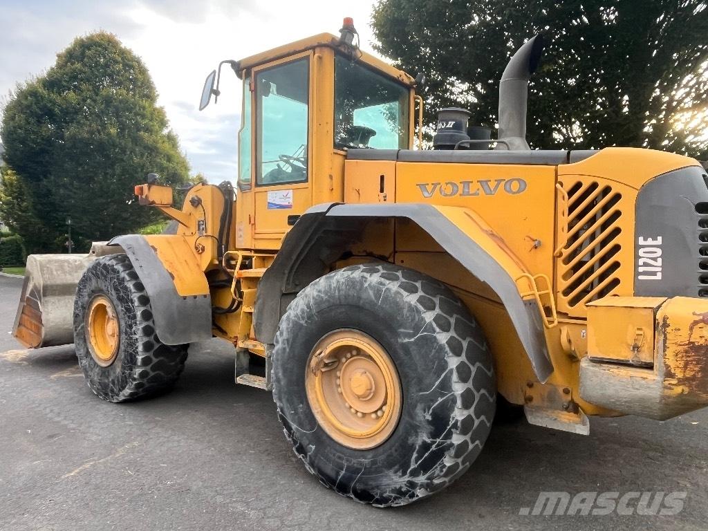 Volvo L 120 E ホイールローダー・タイヤショベル