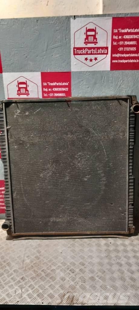 Scania R 420 1784616 ラジエター