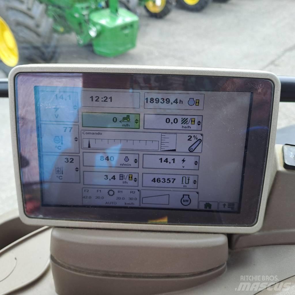 John Deere 6210 R トラクター