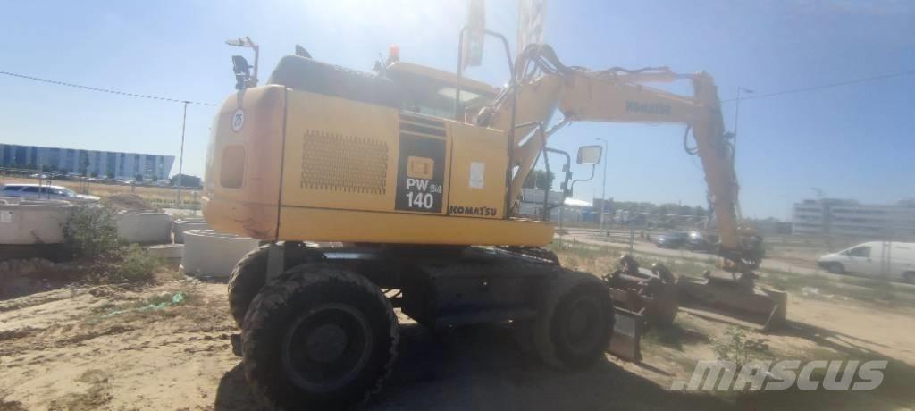 Komatsu PW 140-7 ホイール式油圧ショベル（パワーショベル・ユンボ・バックホー）