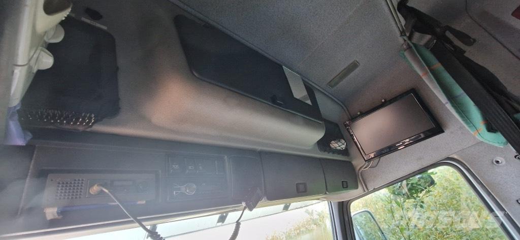 Volvo FH 12 460 ボックスボディー、ウイング、箱車